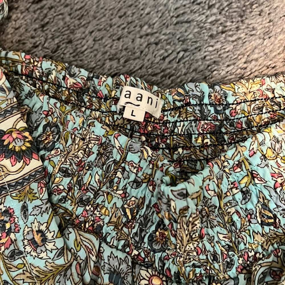Cute boutique pants!